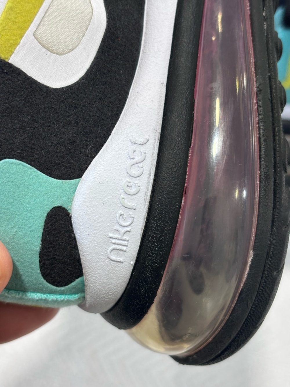 🩷Nike Women’s Sneakers Yellow Black Purple Accent - Picture 10 of 13